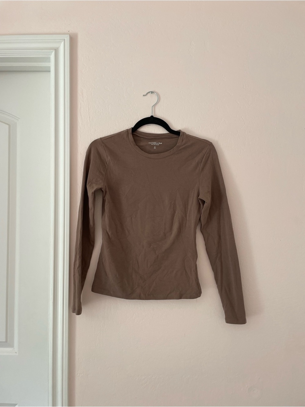Abercrombie & Fitch Women's Double Lined Long Sleeve Baby Tee